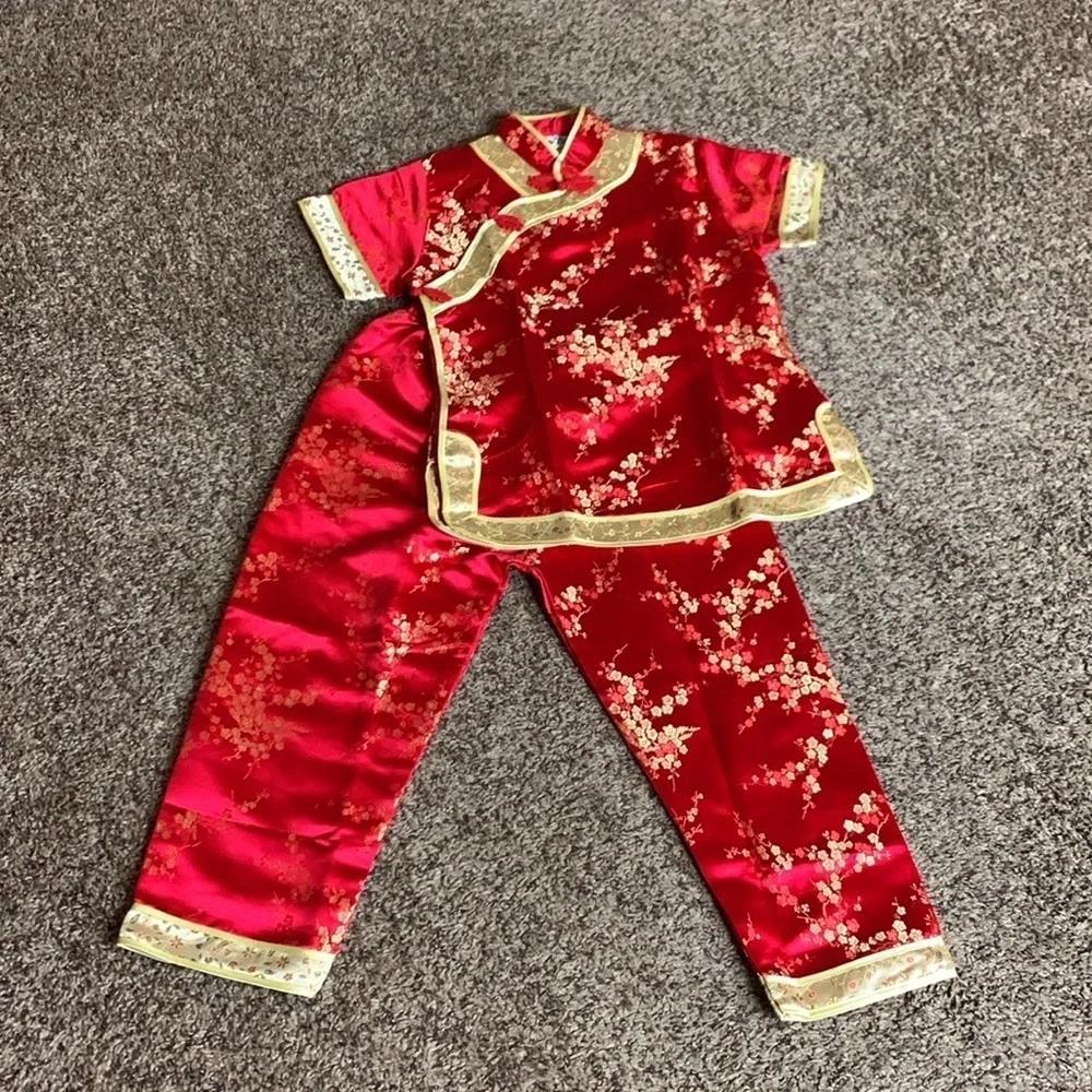 Vintage Double Peach 2 piece Asian outfit Size 10 Red and champagne color